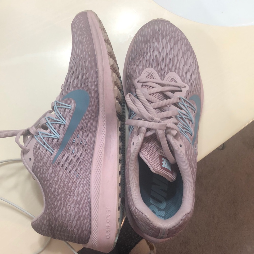 Nike Zoom Winflo 5 sz10